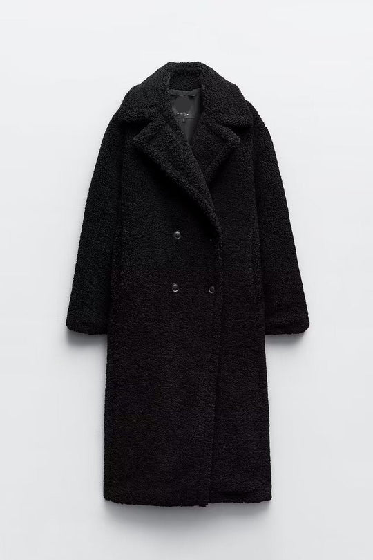 Stijlvolle damesjas Lieke, ideaal voor winterse dagen met een luxueuze en warme pasvorm.