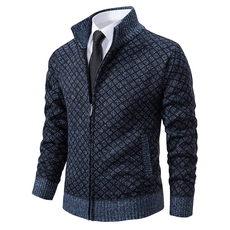 Bram - Heren elegante gebreide vest met een stijlvol patroon in donkerblauw, voorzien van een ritssluiting en opstaande kraag. Ideaal voor een nette en verfijnde look, perfect te combineren met een overhemd en stropdas.