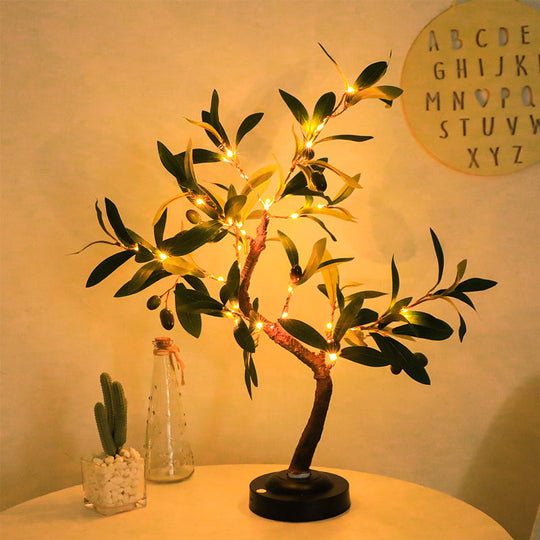 BrilloBeam lamp met olijftak design, een stijlvolle en natuurlijke uitstraling voor je huis.
