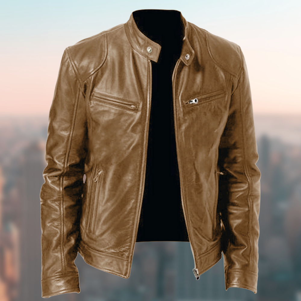Warme en trendy damesjas met glanzende buitenkant en luxe details, geschikt voor stijlvolle winterse dagen.