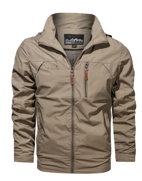  Herenjas met een sportieve en comfortabele pasvorm, ideaal voor zowel casual als buitengebruik.