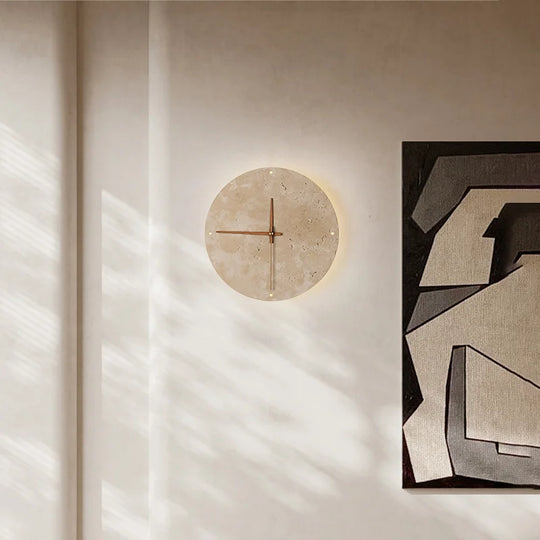 Auris | Stenen wandlamp & klok | Beige