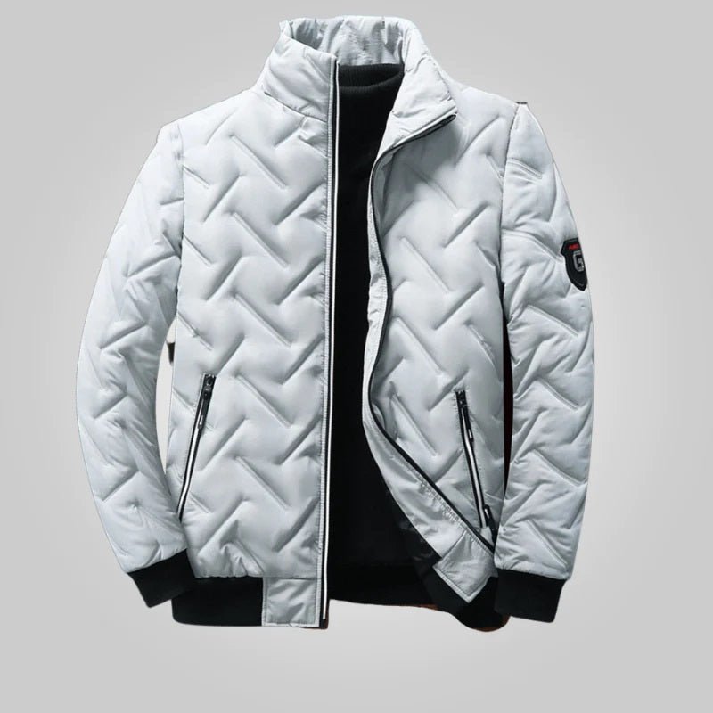 Heren winterjas Noah met een strak design en comfortabele pasvorm, perfect voor koude dagen.