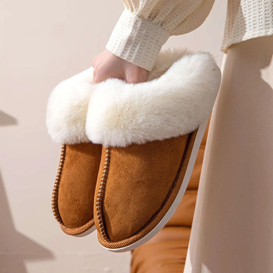 Elegante damespantoffels die luxe en comfort uitstralen.